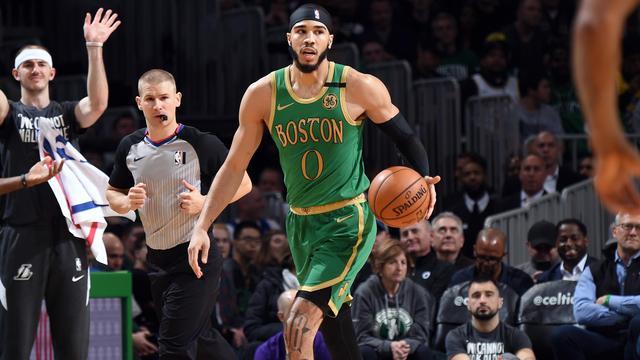 在与湖人现 在与湖人现