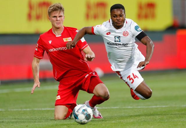 承担传统的 承担传统的